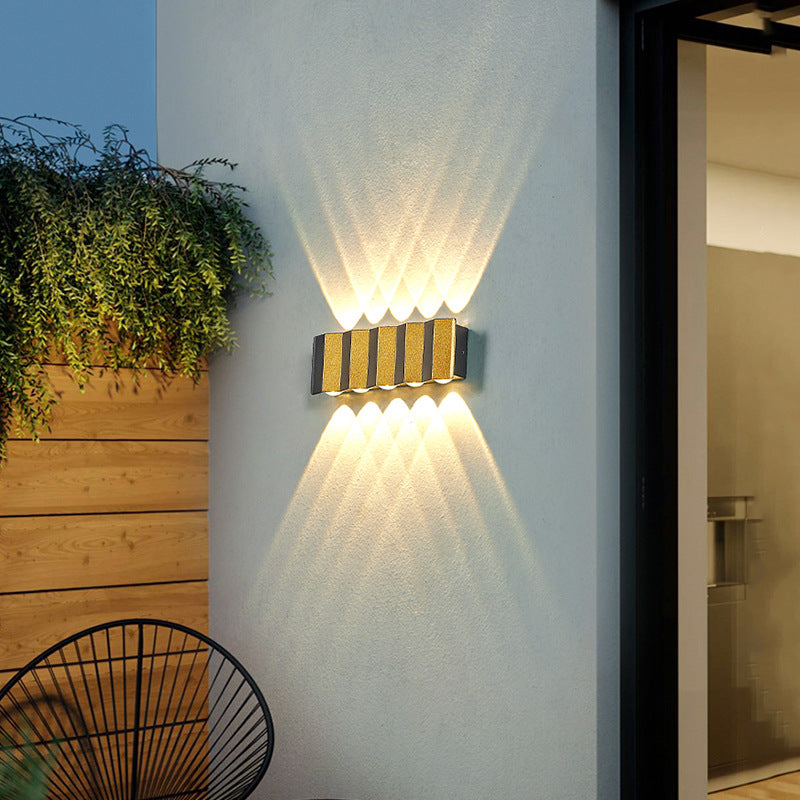 Modern Luxury Gold Aluminium Outdoor Waterproof LED Wall Light