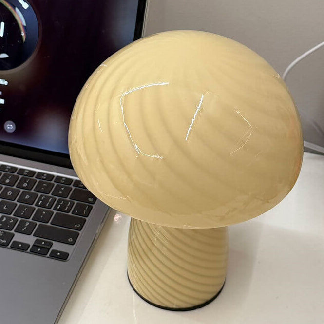 Moderne Minimalistische Mushroom Glass 1-Light Table Lamp