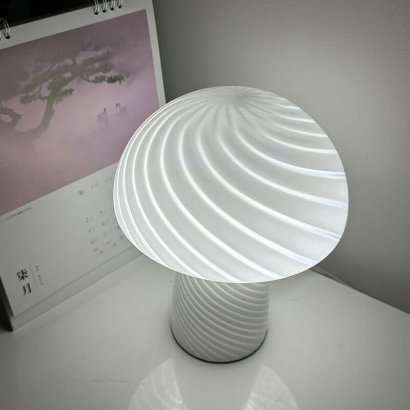 Moderne Minimalistische Mushroom Glass 1-Light Table Lamp