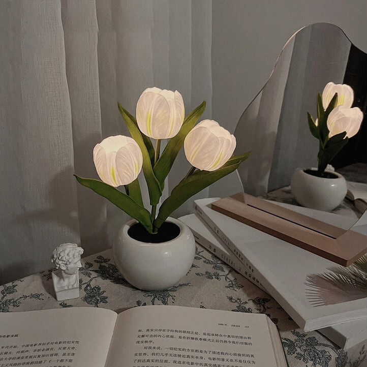 Tulip Simulation Bouquet Ceramic Pot LED Night Light Lamp