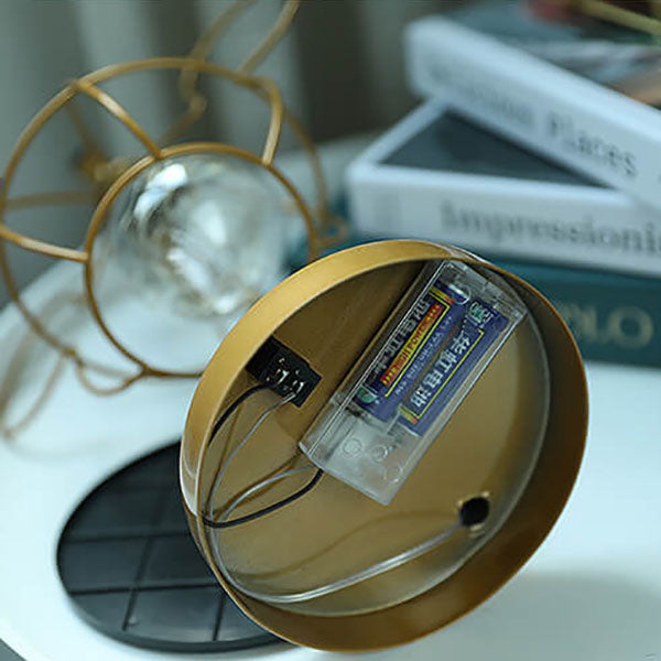 Kreative Mouse Metal Cage LED Decorative Battery Table Lamp