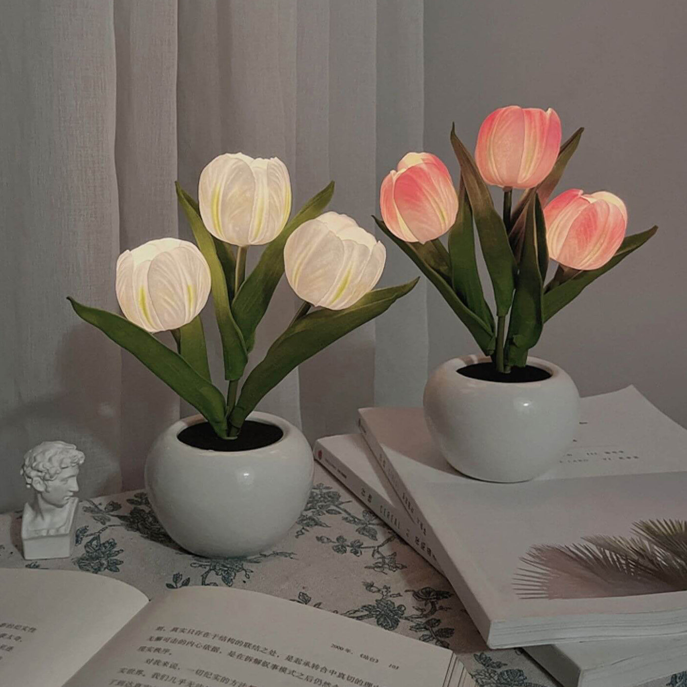 Tulip Simulation Bouquet Ceramic Pot LED Night Light Lamp