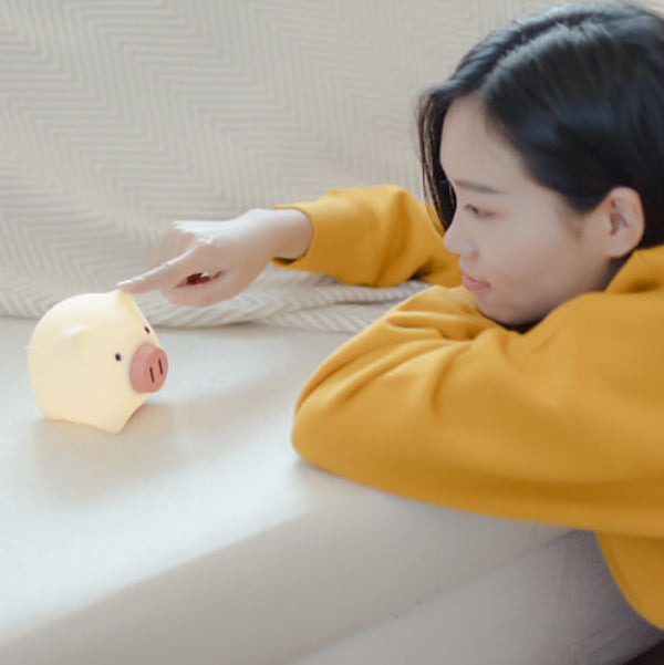 Kreative Sweet Pig Touch Timer LED Night Light Table Lamp