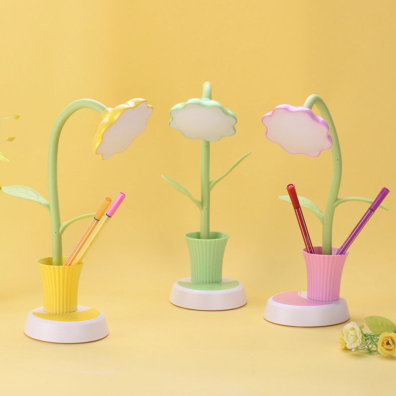 Creative Sunflower Pen Holder LED Desk Lamp