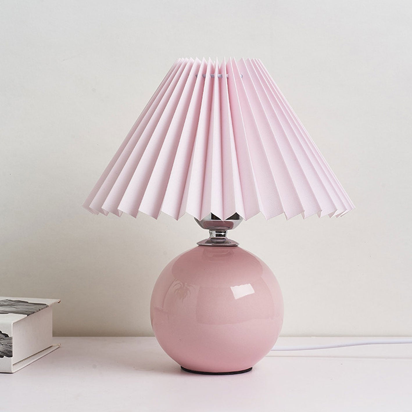 Minimalist Folded 1-Light Ceramic Table Lamp - LED Compatible