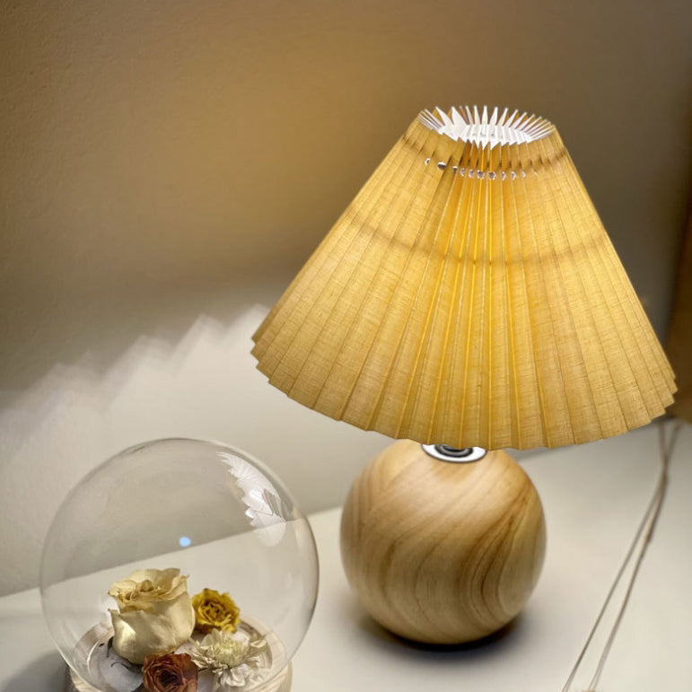 Modern Minimalist Round Fabric Fold Ceramic LED Table Lamp for Bedroom
