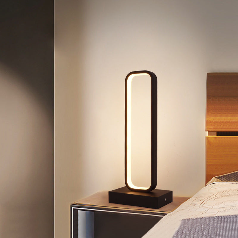 SimpleLED - Black Metal Bedside Lamp, Dimmable LED Design