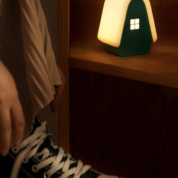 Modern Cartoon Snow House Silicone USB Rechargeable LED Table Lamp