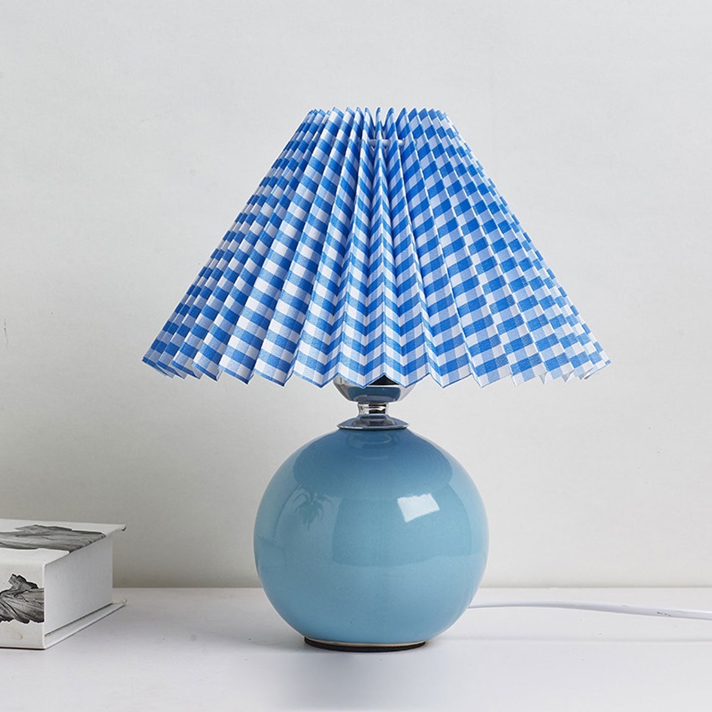 Minimalist Folded 1-Light Ceramic Table Lamp - LED Compatible