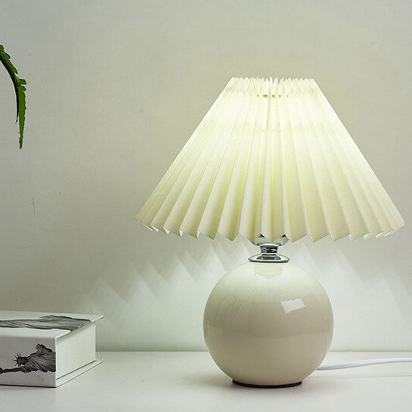 Minimalist Folded 1-Light Ceramic Table Lamp - LED Compatible