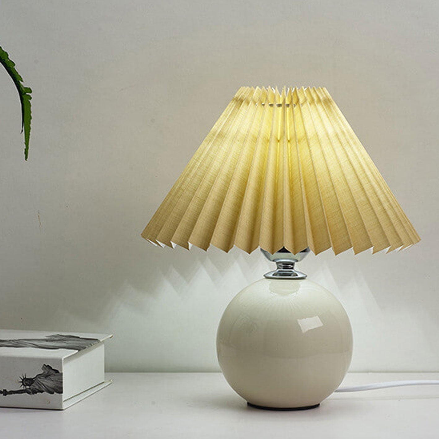 Minimalist Folded 1-Light Ceramic Table Lamp - LED Compatible
