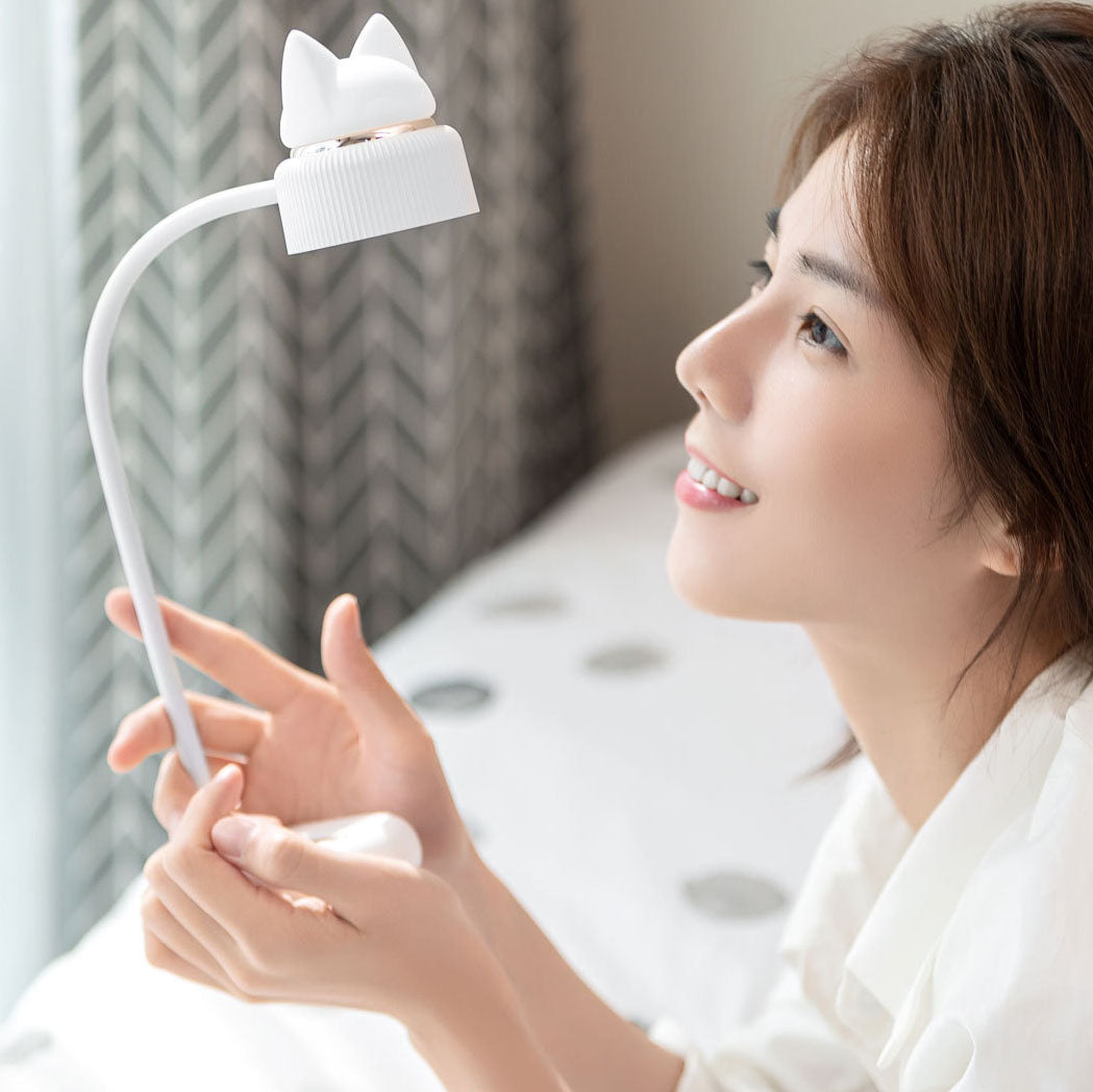 Kreative LED Cat Ear Eye Protection Clip Table Lamp