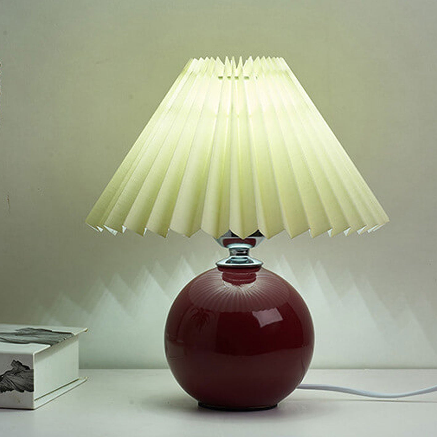 Minimalist Folded 1-Light Ceramic Table Lamp - LED Compatible