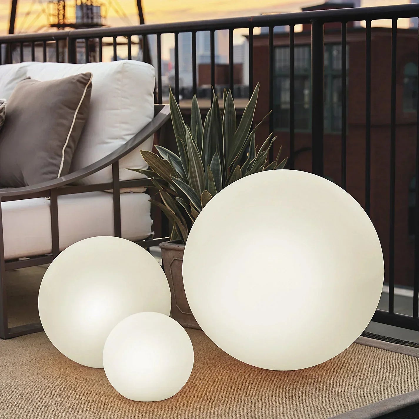 Spherical Garden Light - LED Waterproof Remote Control