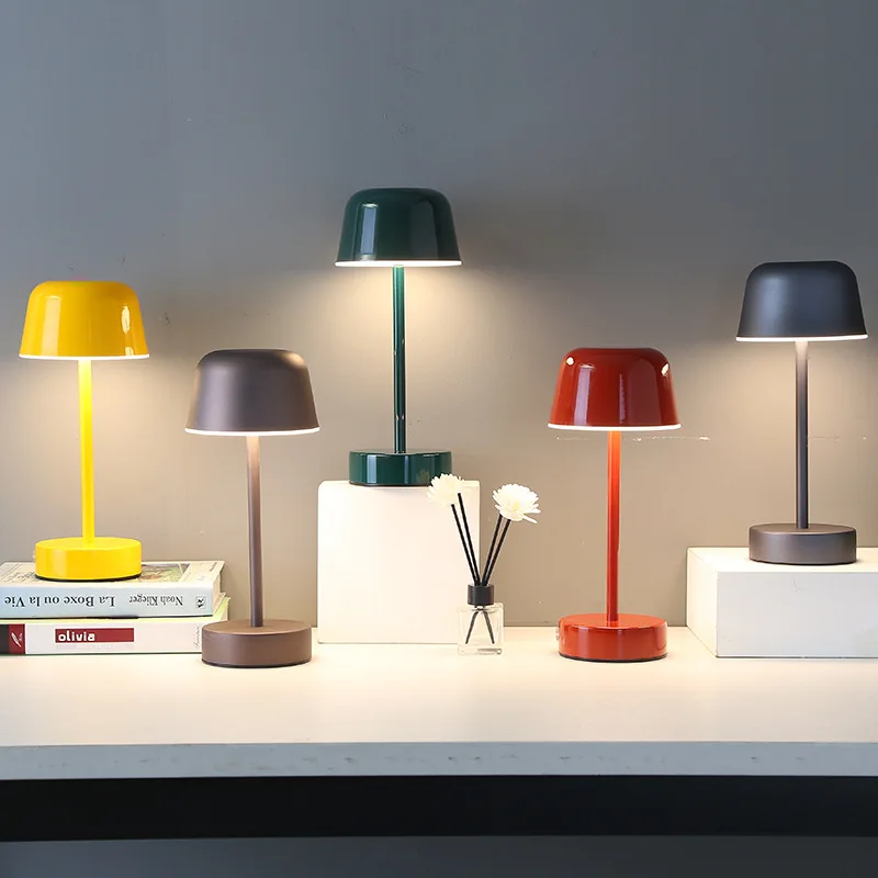 Frendorf Pulse Flare Dimmable Rechargeable Table Lamp