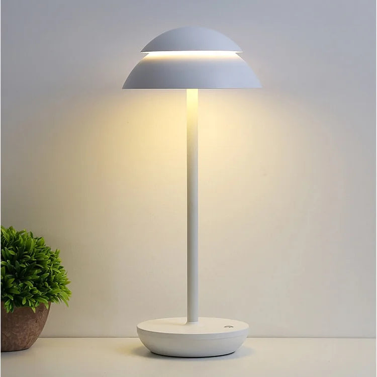 Rechargeable Prestige Table Lamp – Elegant Scandinavian Design