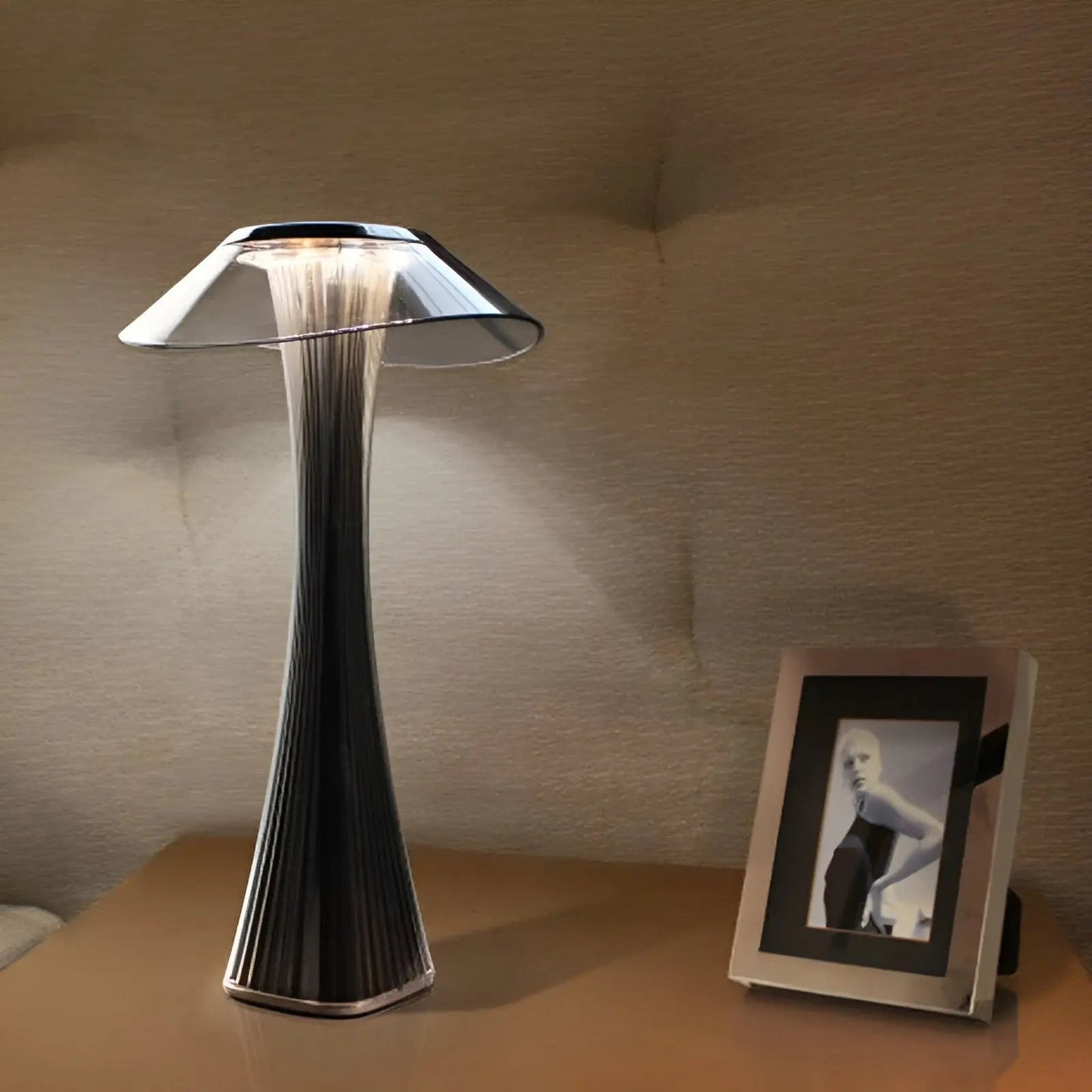 Italian Luxury Designer Lamp - Stylish LED Lighting