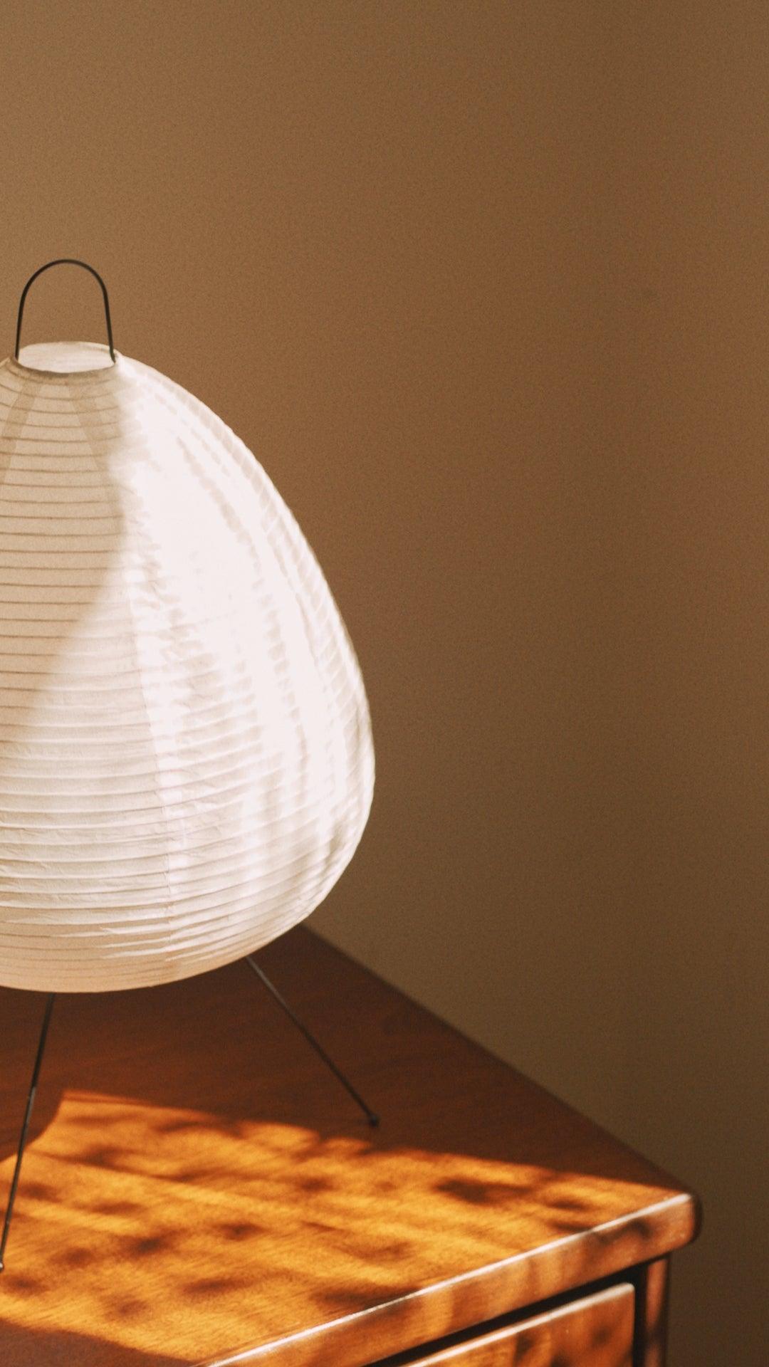 Essential Rice Paper Lamp - Handcrafted Minimalist Design with Warm Glow