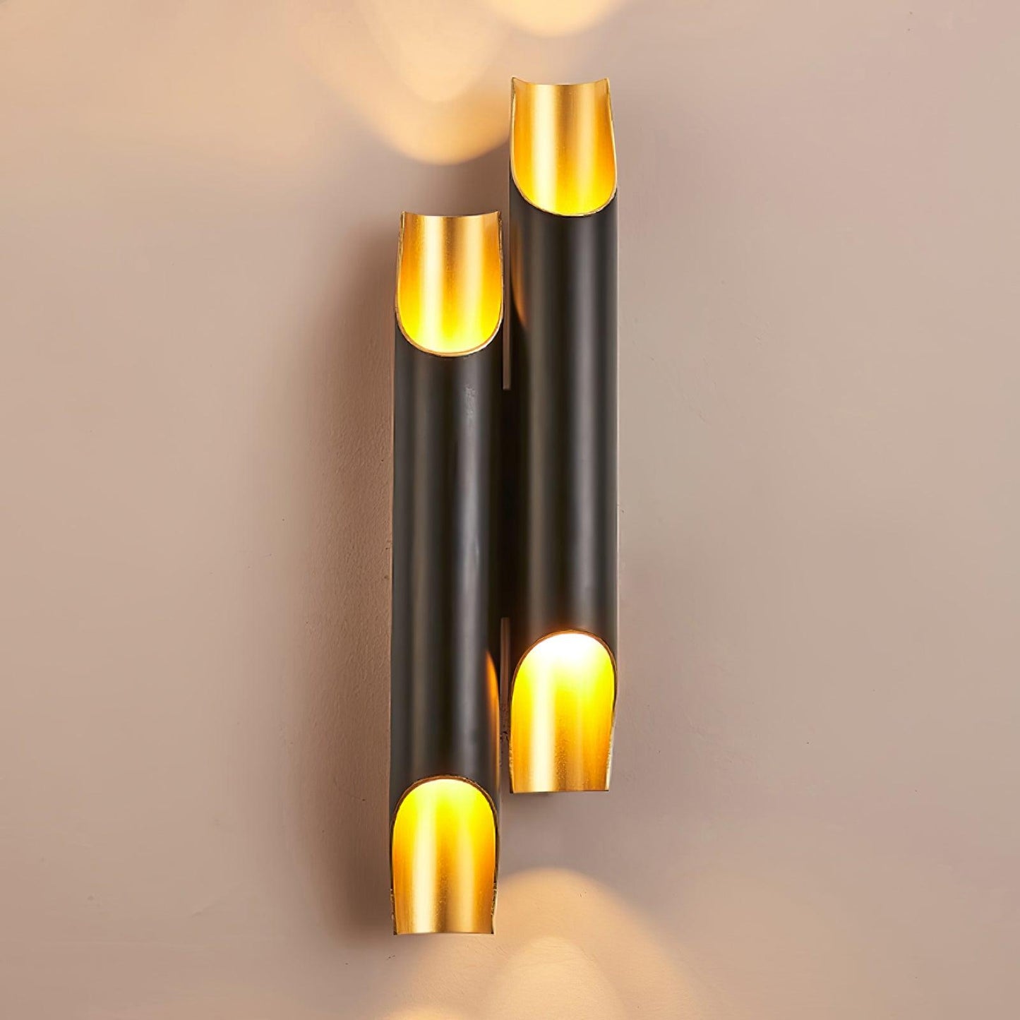 Abigali Straight Wall Lamp - Elegant LED Indoor Lighting