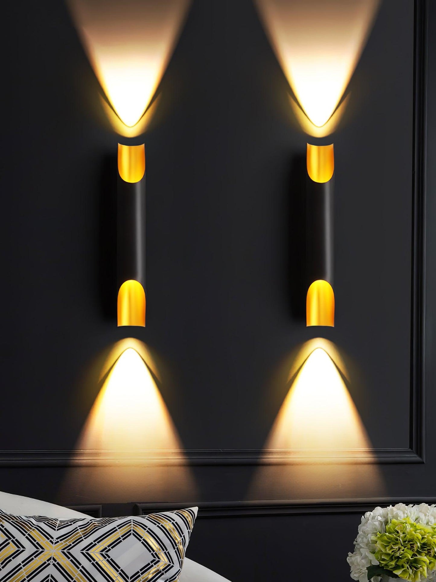 Abigali Straight Wall Lamp - Elegant LED Indoor Lighting