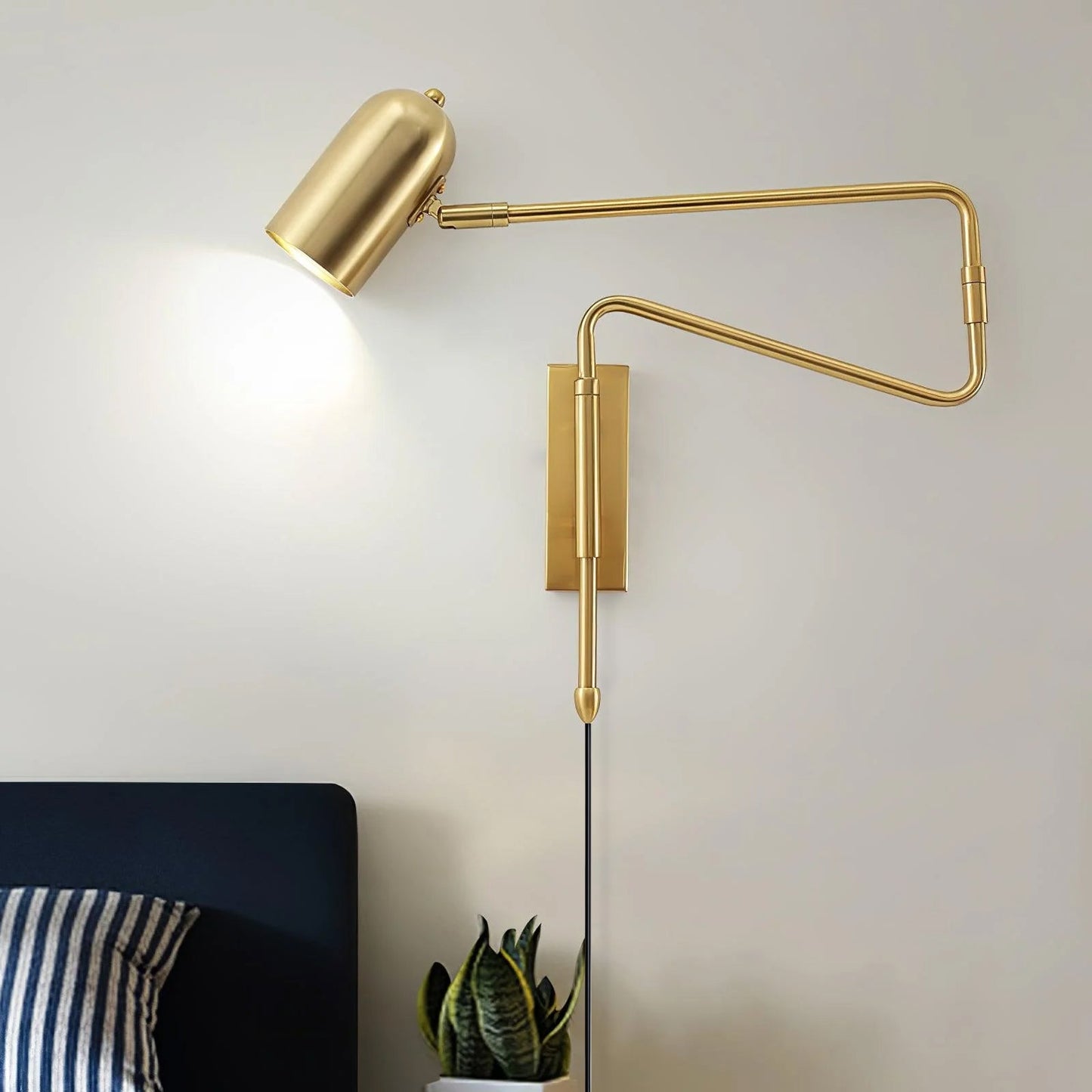 Adjustable Arm Plug In Wall Lamp with Rotatable Shade