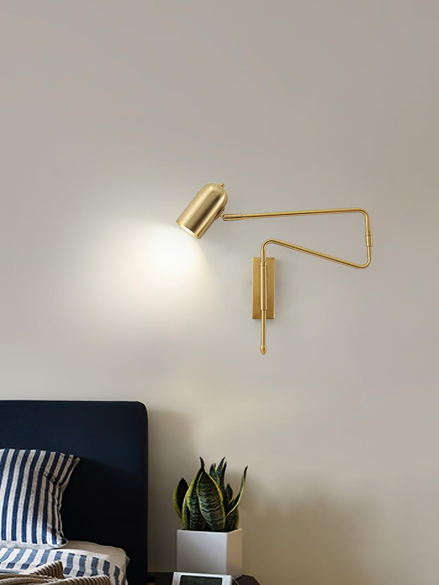 Adjustable Arm Plug In Wall Lamp with Rotatable Shade