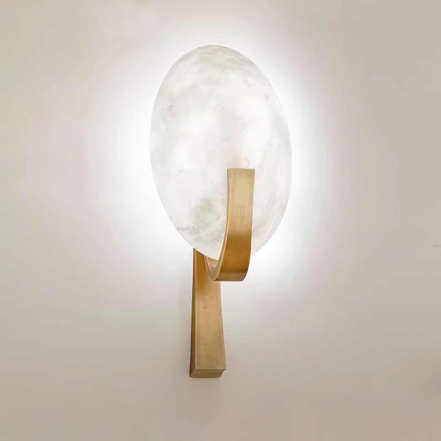 Alice Alabaster Plug-in Wall Lamp with LED and Antique Brass
