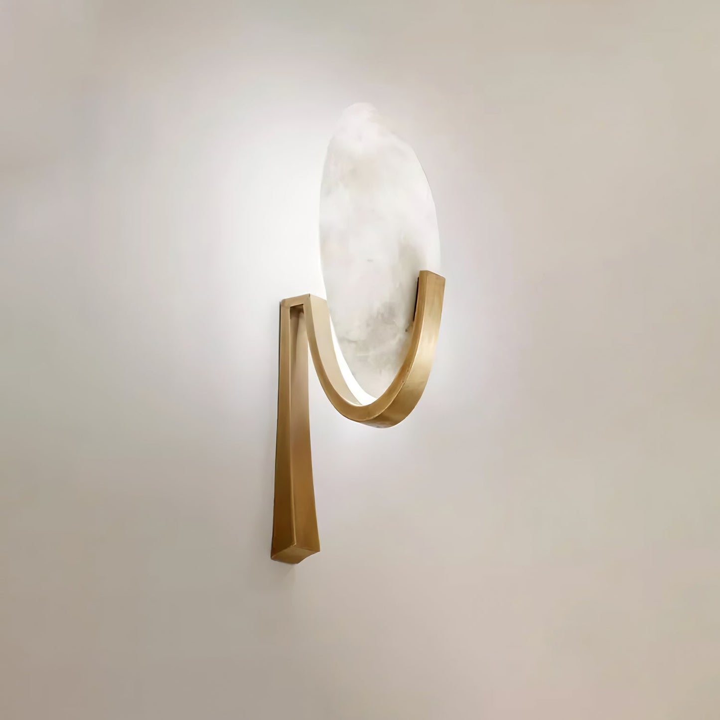 Alice Alabaster Plug-in Wall Lamp with LED and Antique Brass