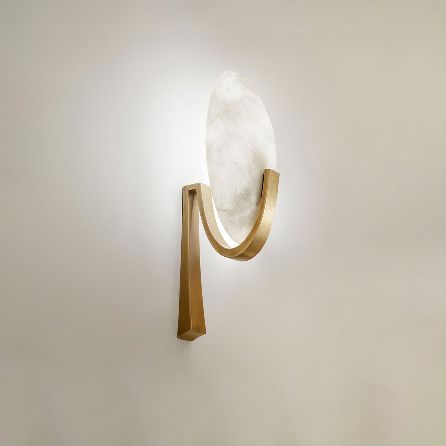 Alice Alabaster Plug-in Wall Lamp with LED and Antique Brass