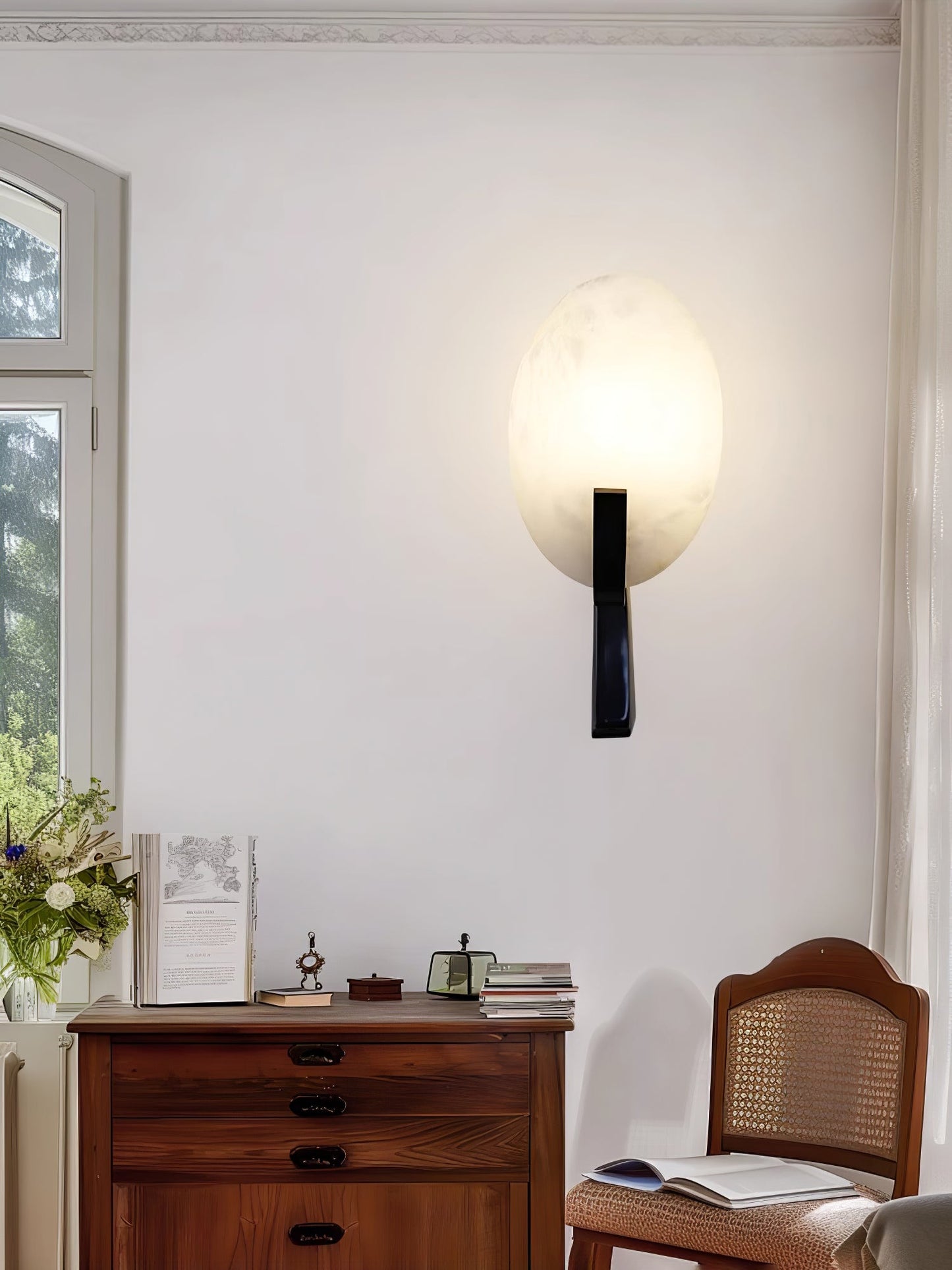Alice Alabaster Plug-in Wall Lamp with LED and Antique Brass