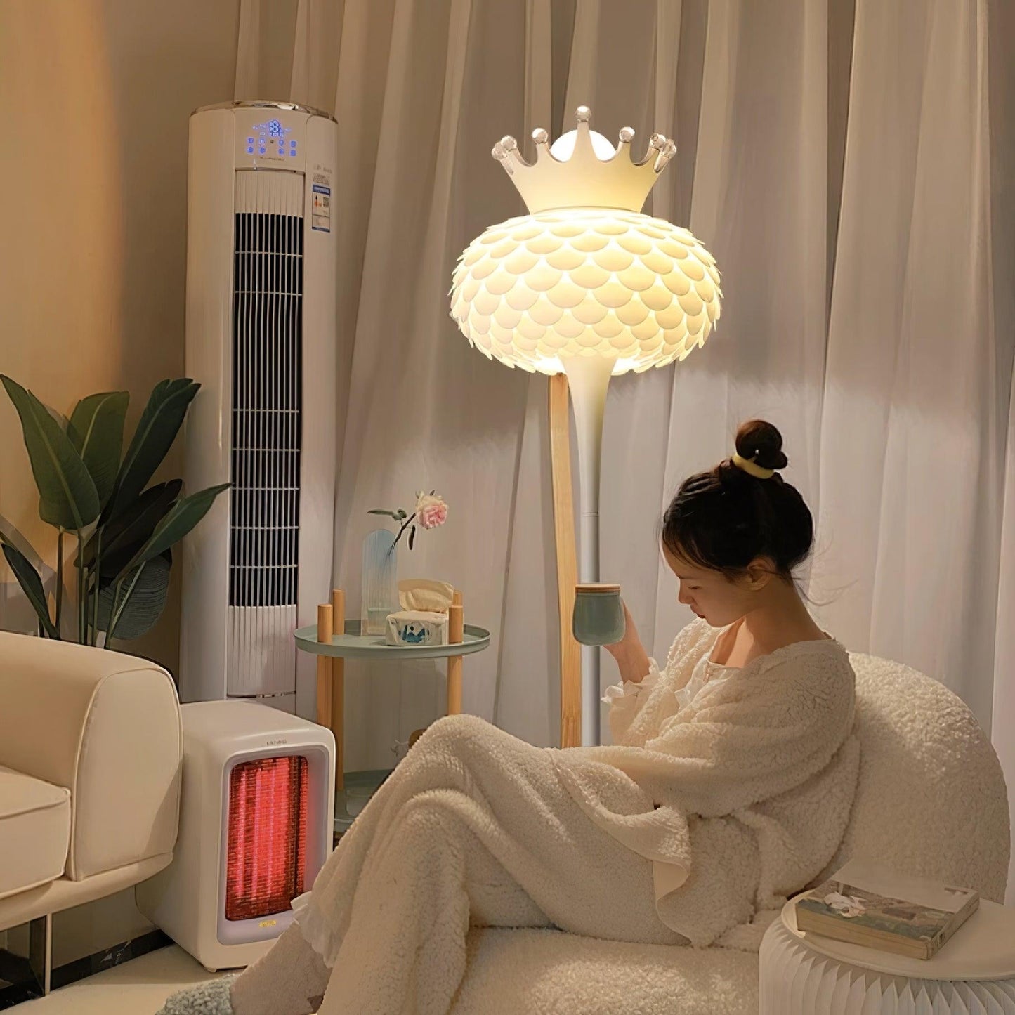 Aluvia Crown Floor Lamp LED Indoor Lighting - Modern Design