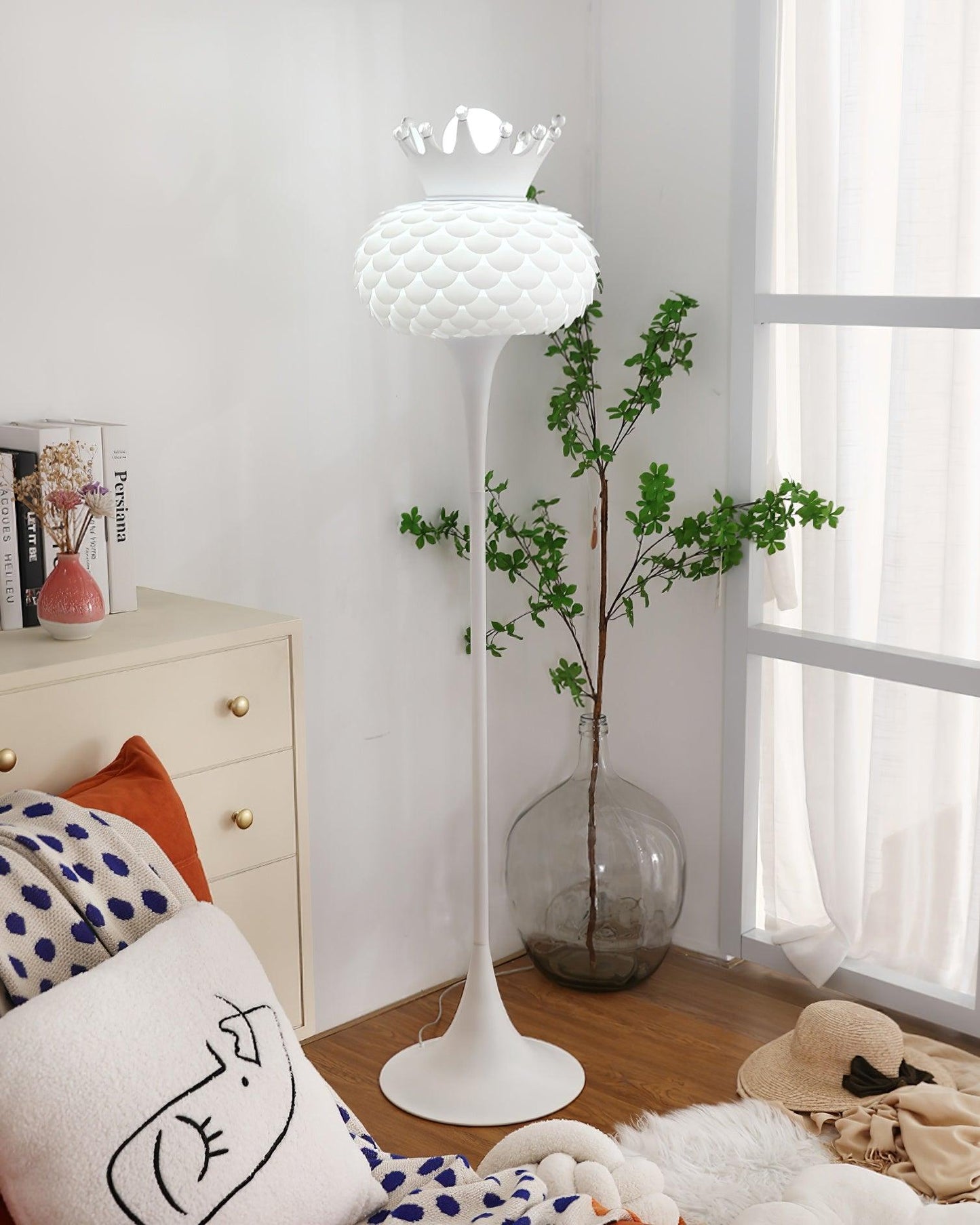 Aluvia Crown Floor Lamp LED Indoor Lighting - Modern Design