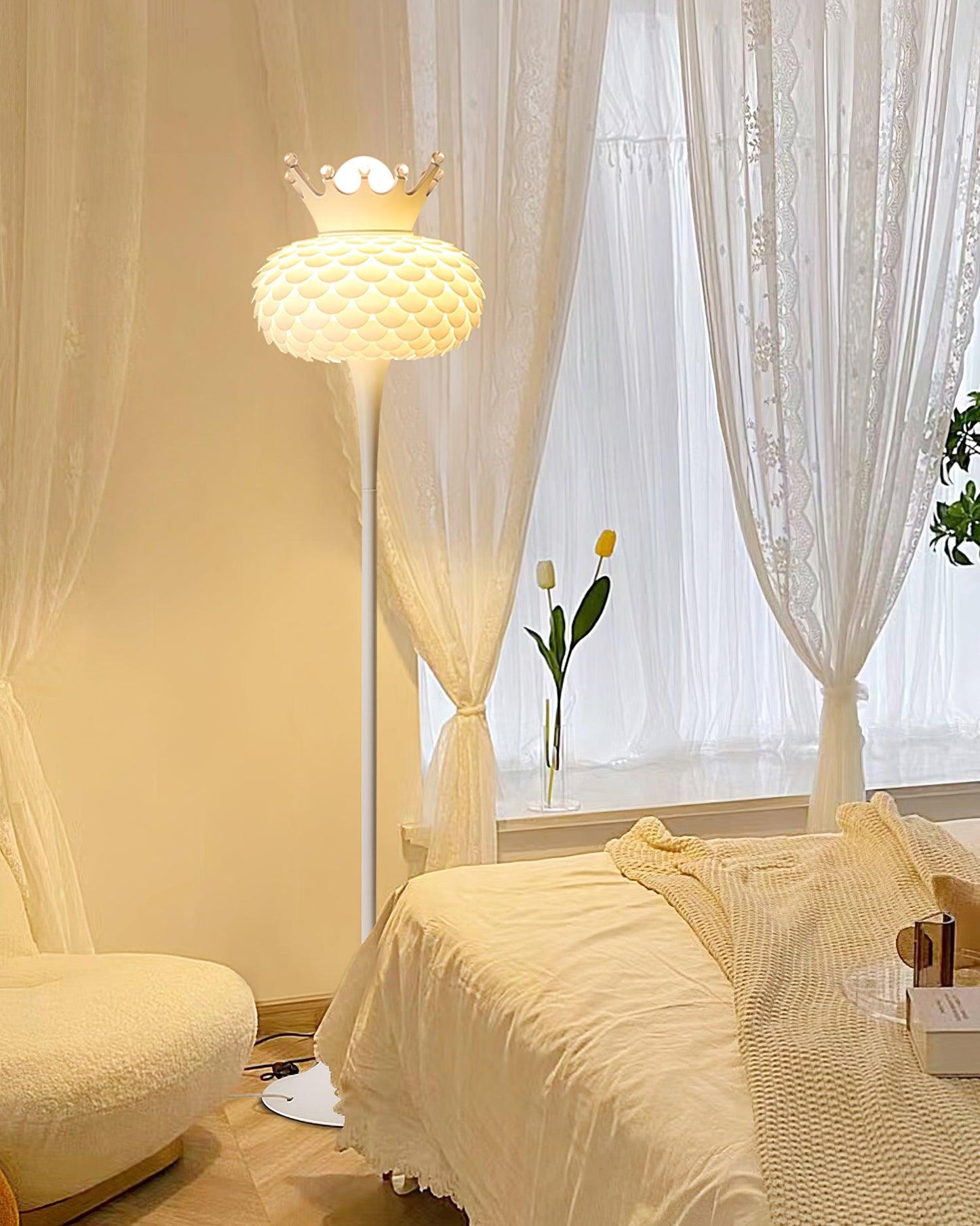 Aluvia Crown Floor Lamp LED Indoor Lighting - Modern Design