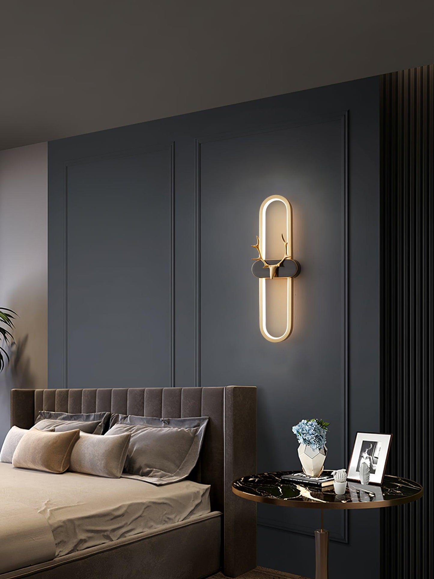 Antlers Halo Wall Lamp - Dimmable LED Brass Indoor Lighting