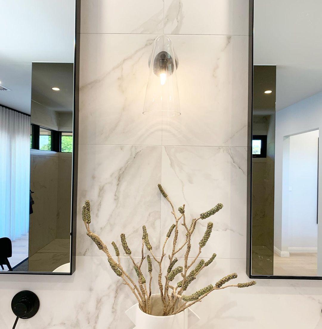 Conical Glass Wall Lamp with Integrated LED and Modern Design