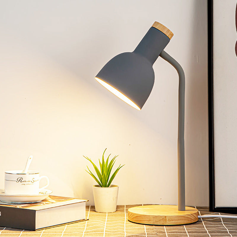 Modern Minimalist Round Horn Shape Iron Shade Wood Base 1-Light Table Lamp for Bedroom