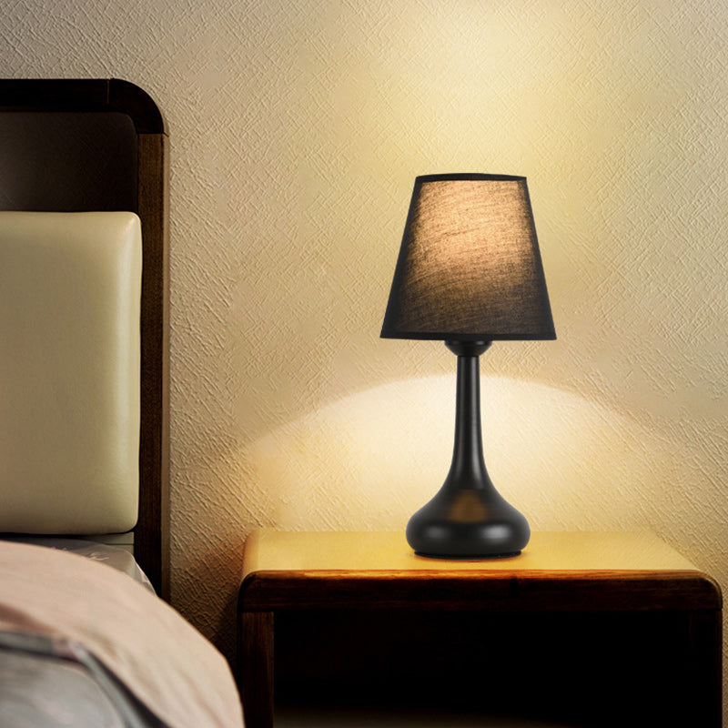 Contemporary Nordic Drum Iron Fabric 1-Light Table Lamp