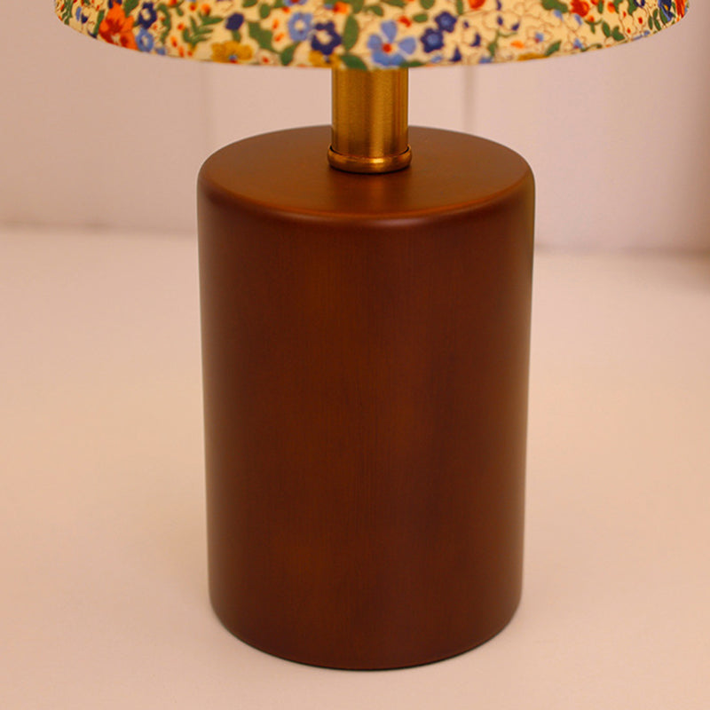 Traditional Vintage Round Table Lamp with Floral Design LED for Bedroom