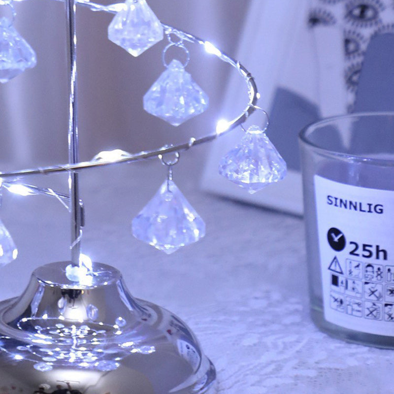 Modern Art Deco Copper Iron Acrylic Plastic Battery Christmas Tree Star LED Table Lamp Night Light for Bedroom