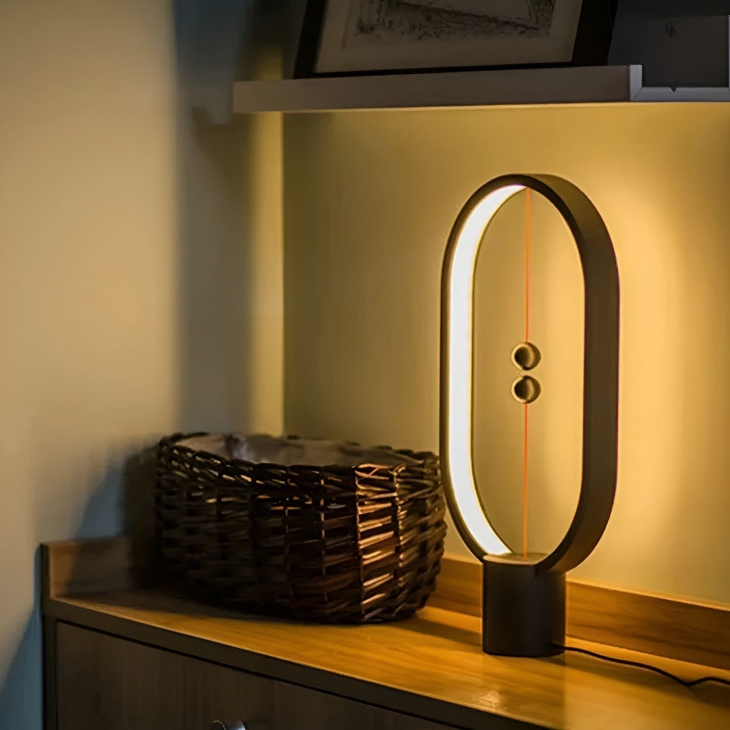 Elegante LED BalanceGlow Lamp - Refined Mood & USB Charging