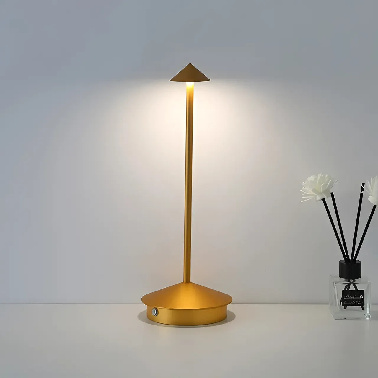 Shanghai Modern Table Lamp - Elegant Design, Warm Light