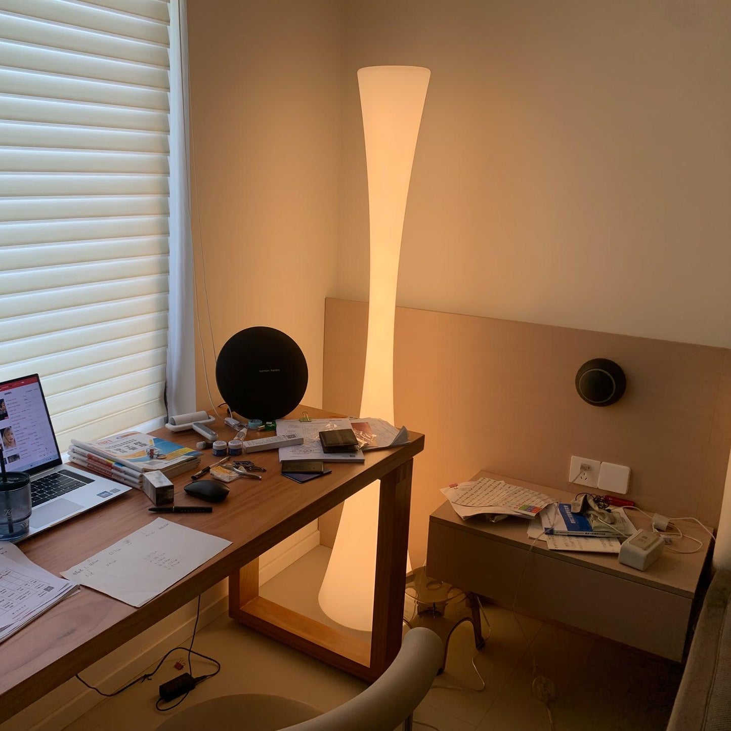 Biconica Pol Floor Lamp with LED Light - Modern White Design