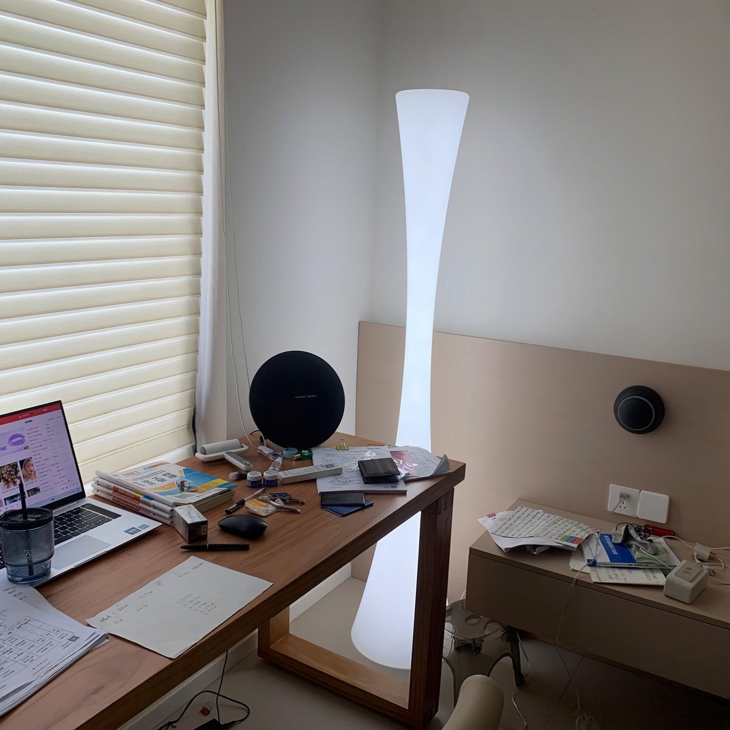 Biconica Pol Floor Lamp with LED Light - Modern White Design