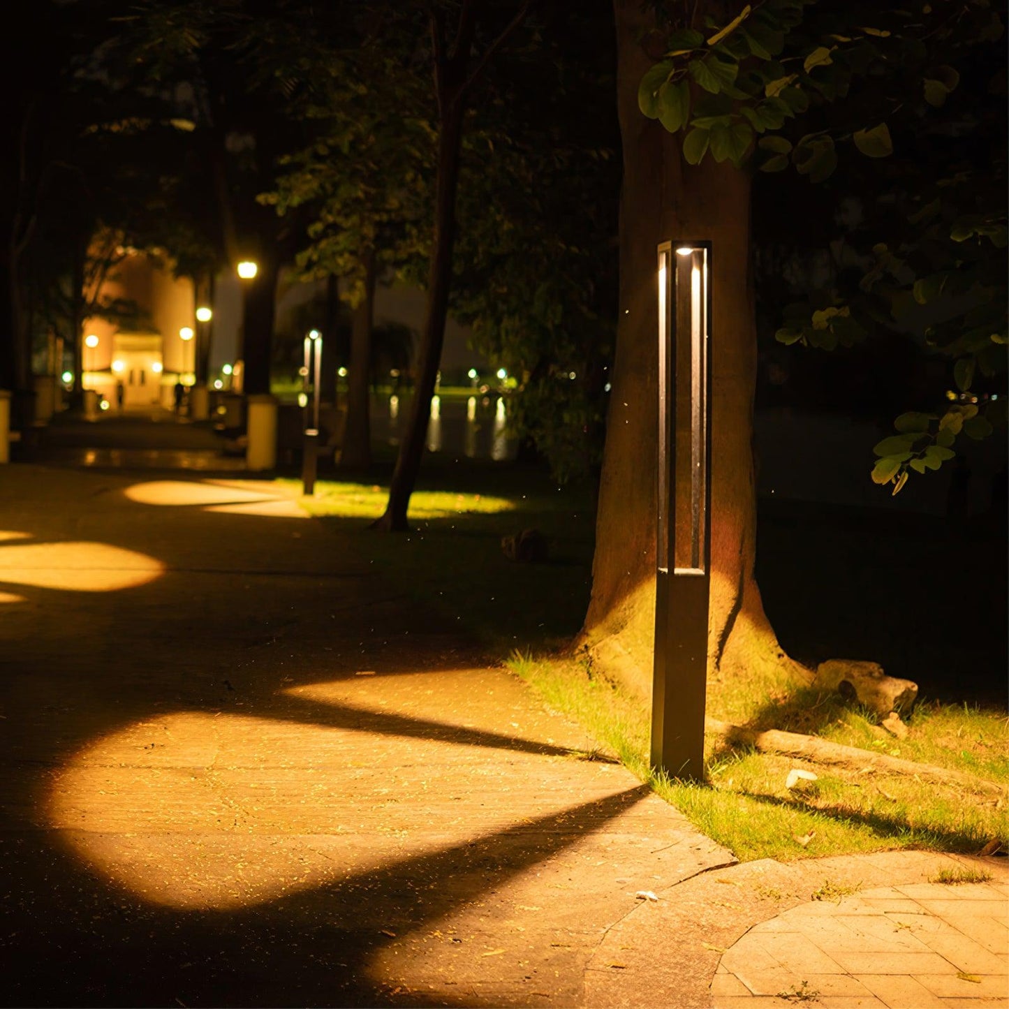 Pole Outdoor Post Garden Light - LED Waterproof Black Design