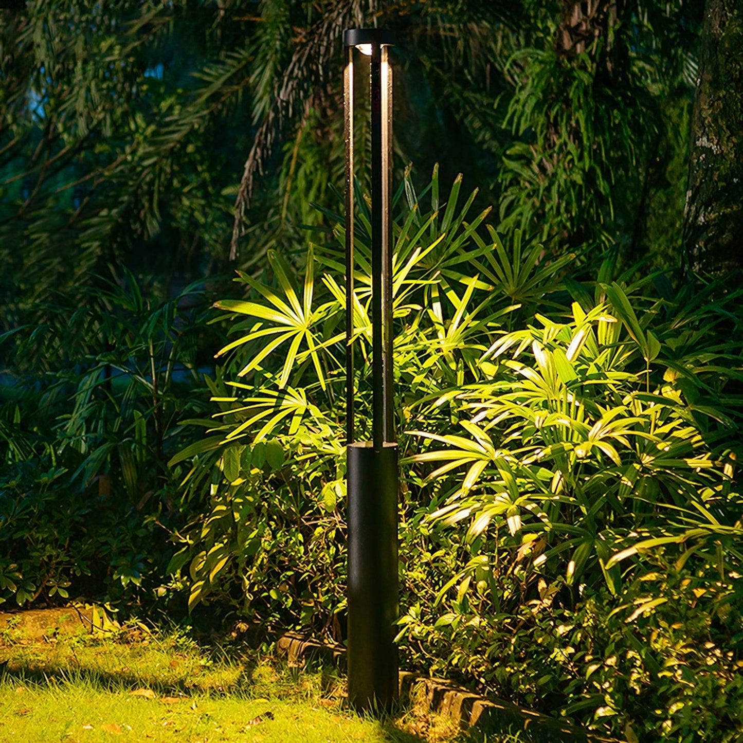 Pole Outdoor Post Garden Light - LED Waterproof Black Design