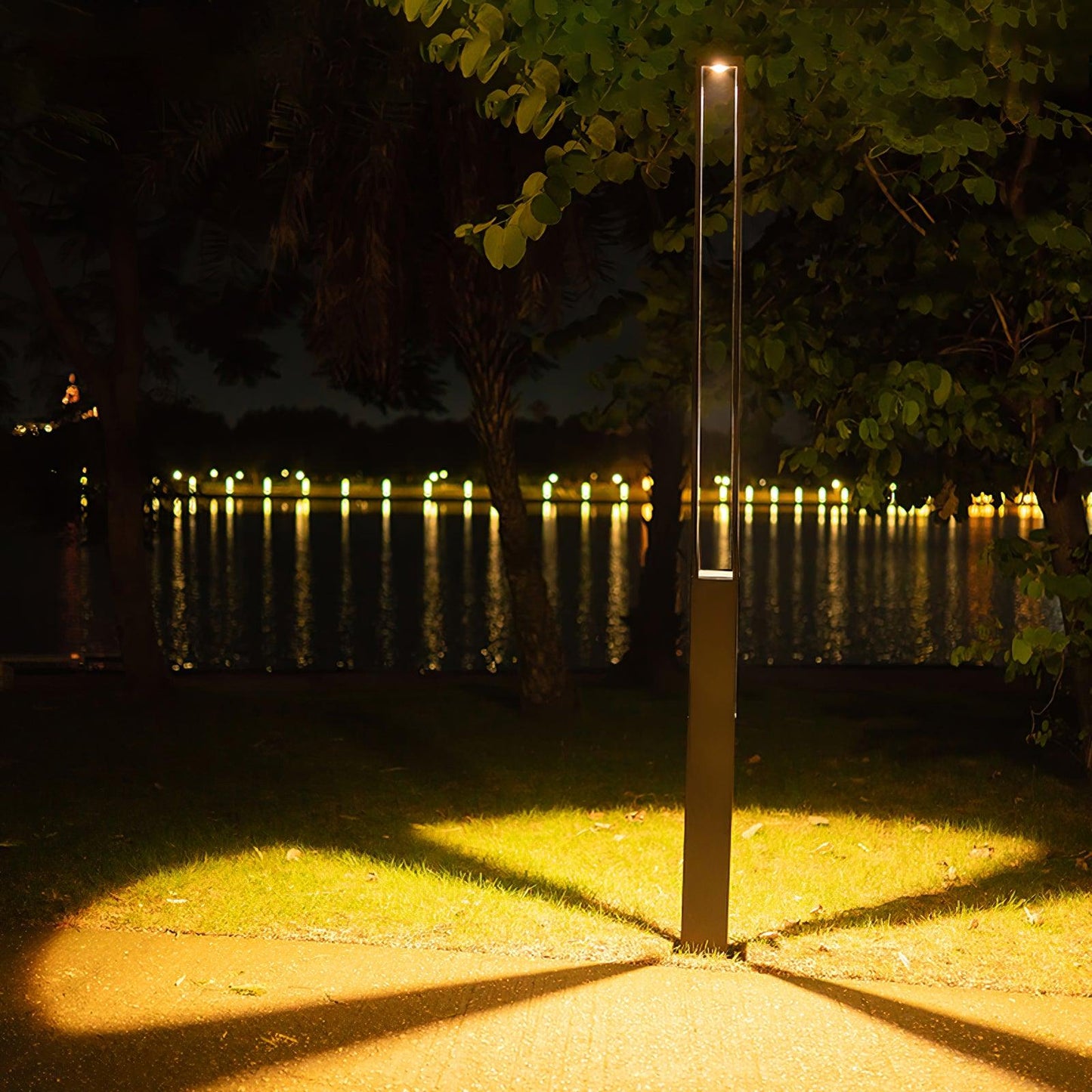 Pole Outdoor Post Garden Light - LED Waterproof Black Design