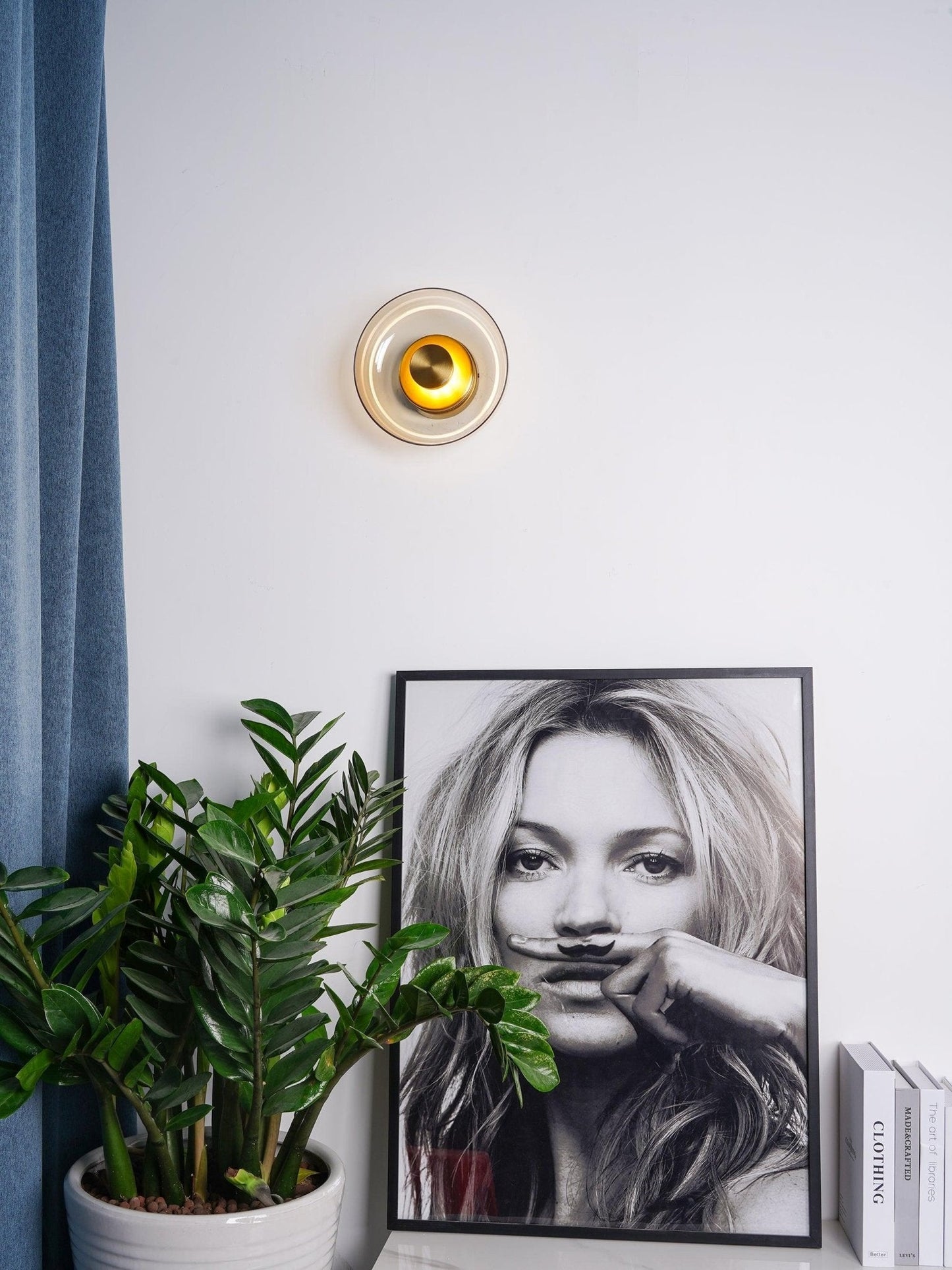 Glimmera Wall Light - Integrated LED Brass Ambient Fixture
