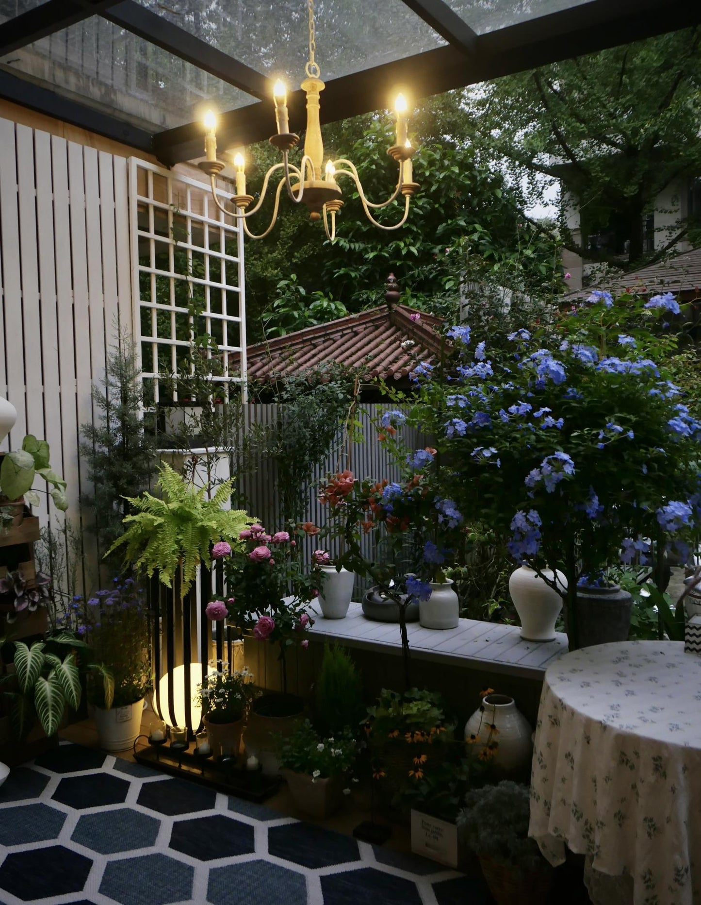 Bols Garden Outdoor Lamp with Dimmable LED and Waterproof Design