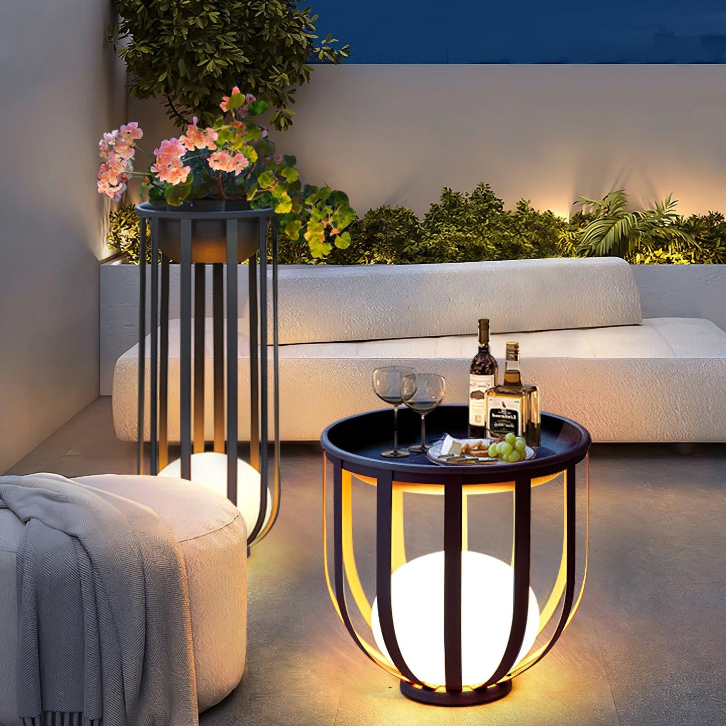 Bols Garden Outdoor Lamp with Dimmable LED and Waterproof Design