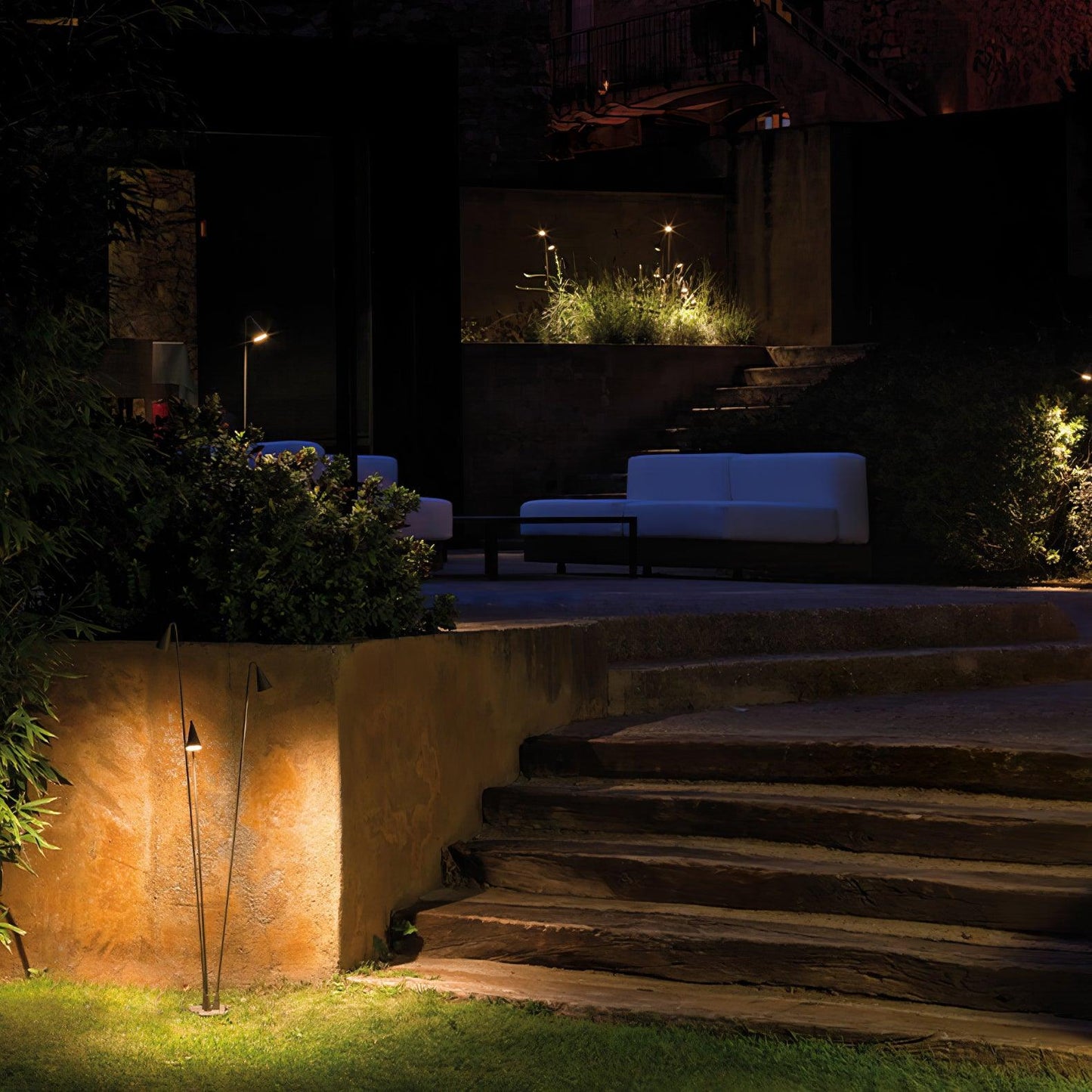Bellflower Outdoor Floor Lamp - LED Waterproof Garden Light